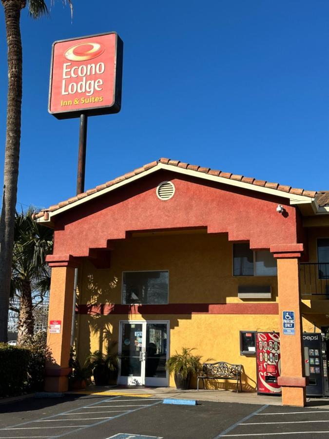 Econo Lodge Inn & Suites Lodi - Wine Country Area Εξωτερικό φωτογραφία