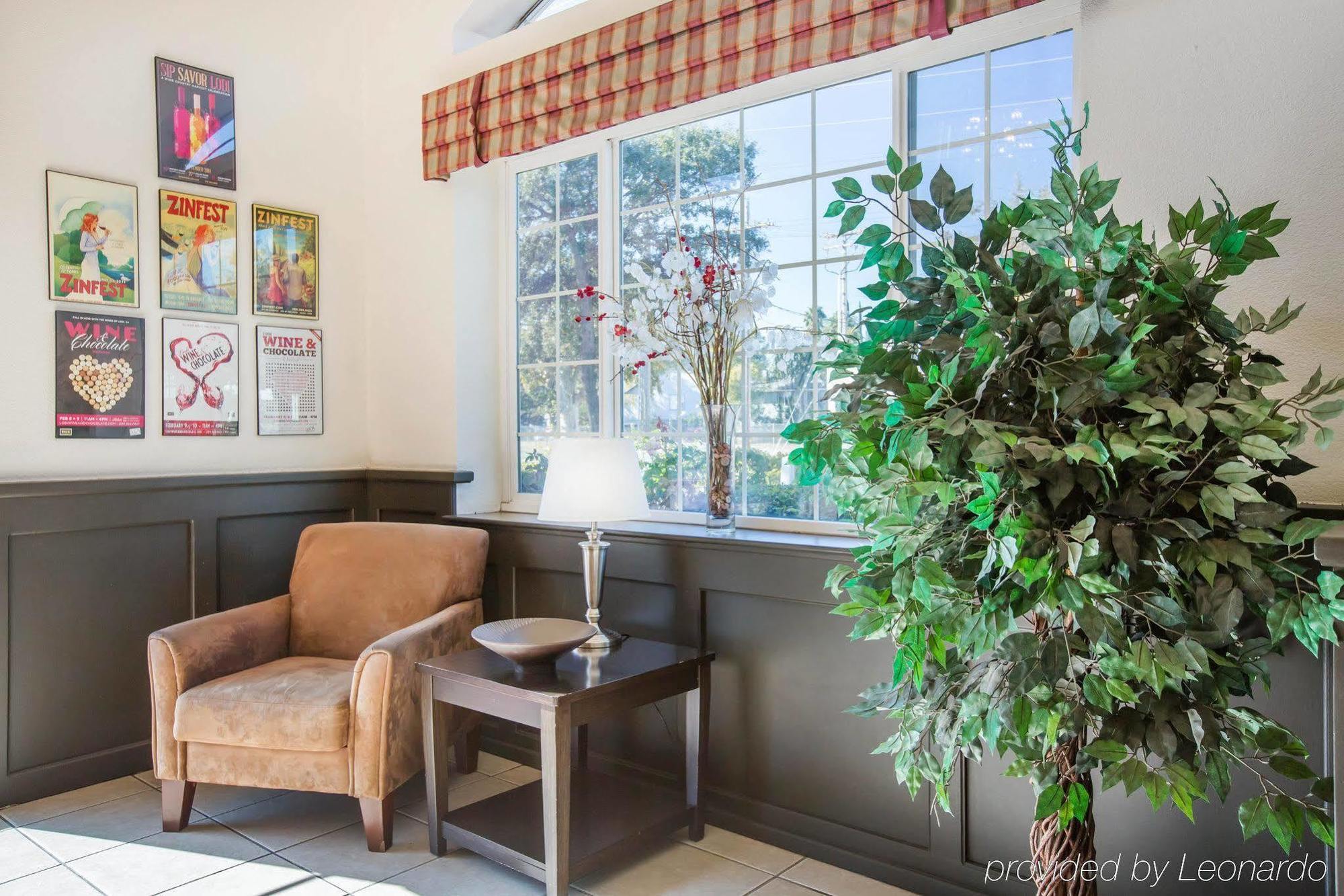 Econo Lodge Inn & Suites Lodi - Wine Country Area Εξωτερικό φωτογραφία