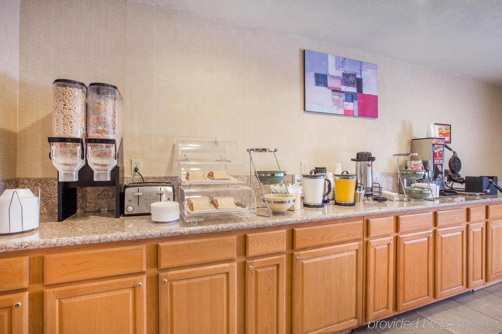Econo Lodge Inn & Suites Lodi - Wine Country Area Εξωτερικό φωτογραφία