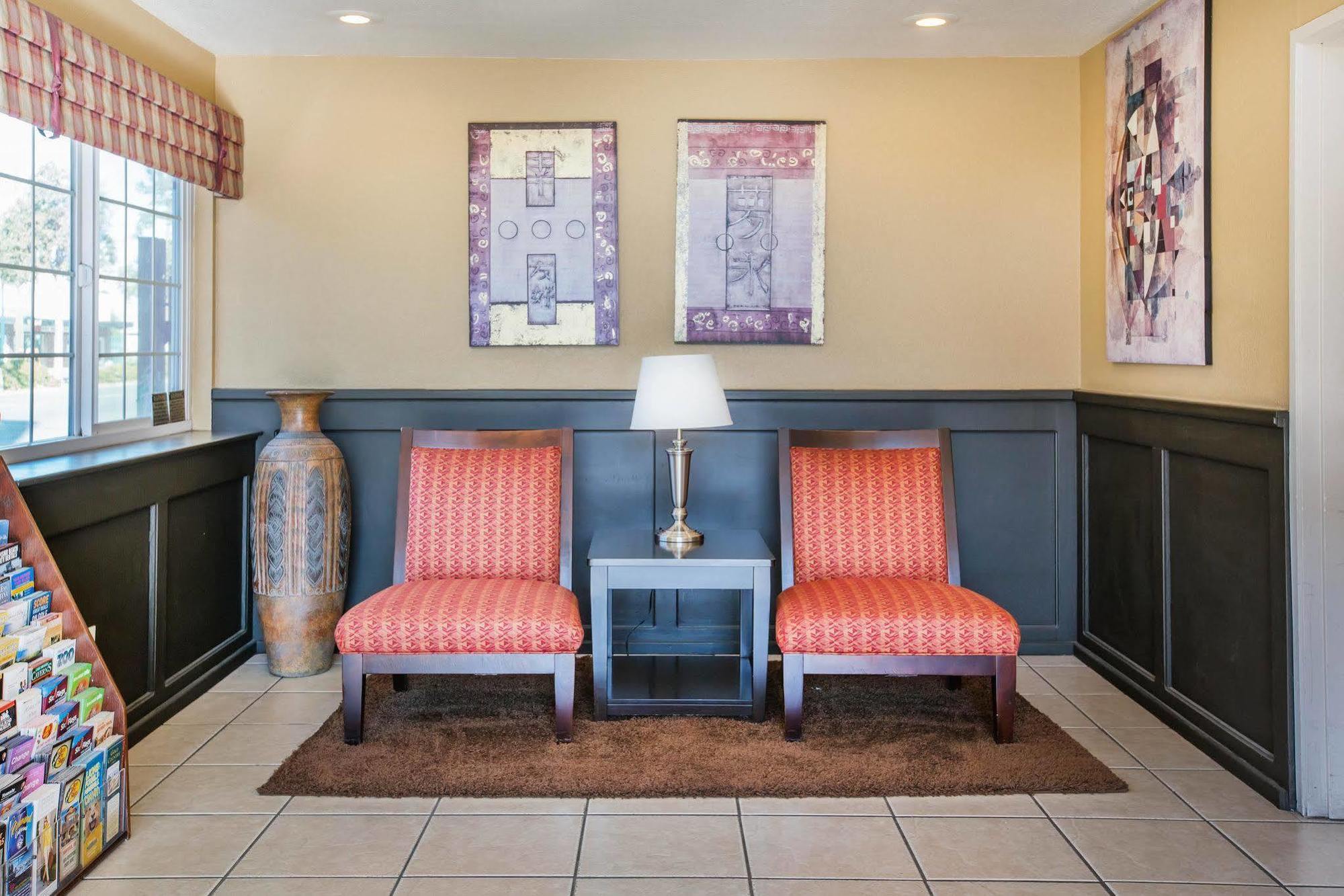 Econo Lodge Inn & Suites Lodi - Wine Country Area Εξωτερικό φωτογραφία