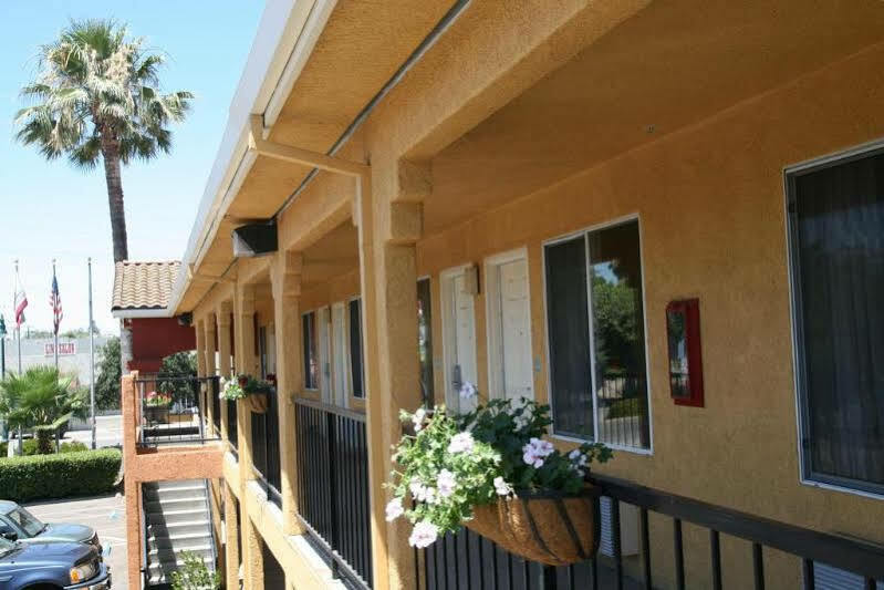 Econo Lodge Inn & Suites Lodi - Wine Country Area Εξωτερικό φωτογραφία